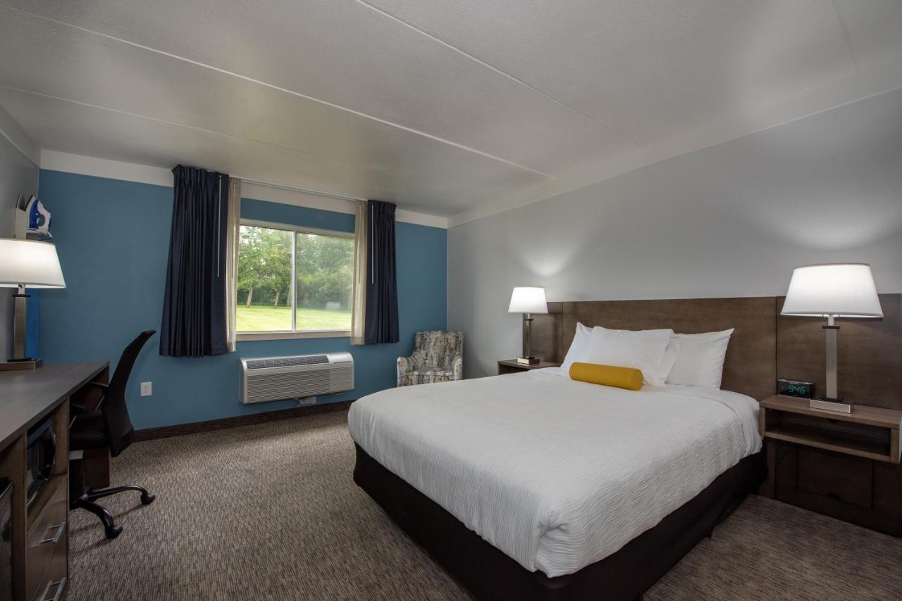 Hotel Pommier Indianola מראה חיצוני תמונה