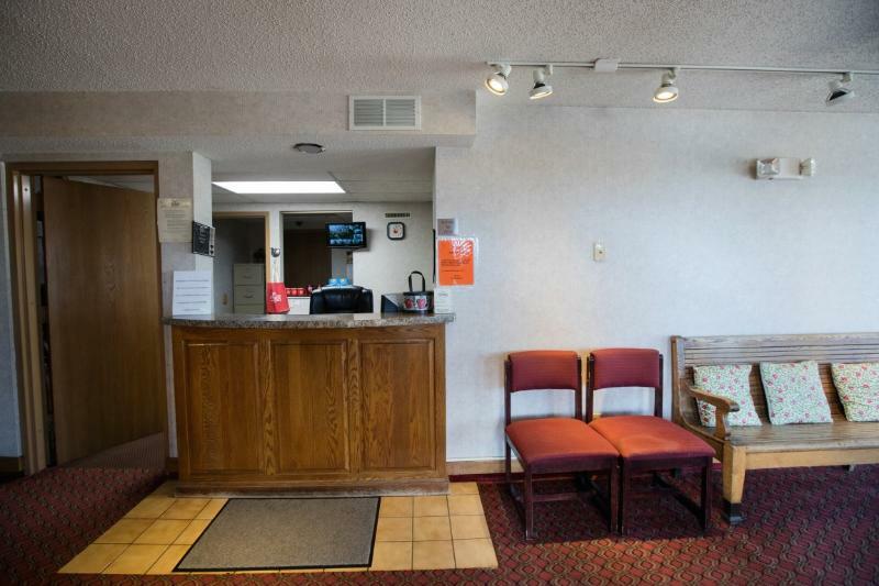Hotel Pommier Indianola מראה חיצוני תמונה